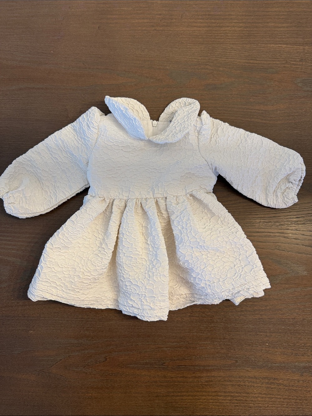 SHEIN Ivory Textured Puff Sleeve Kids Dress
